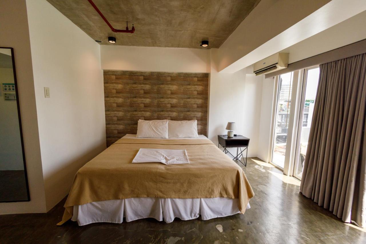 5880 Enriquez Residences มะนิลา ภายนอก รูปภาพ