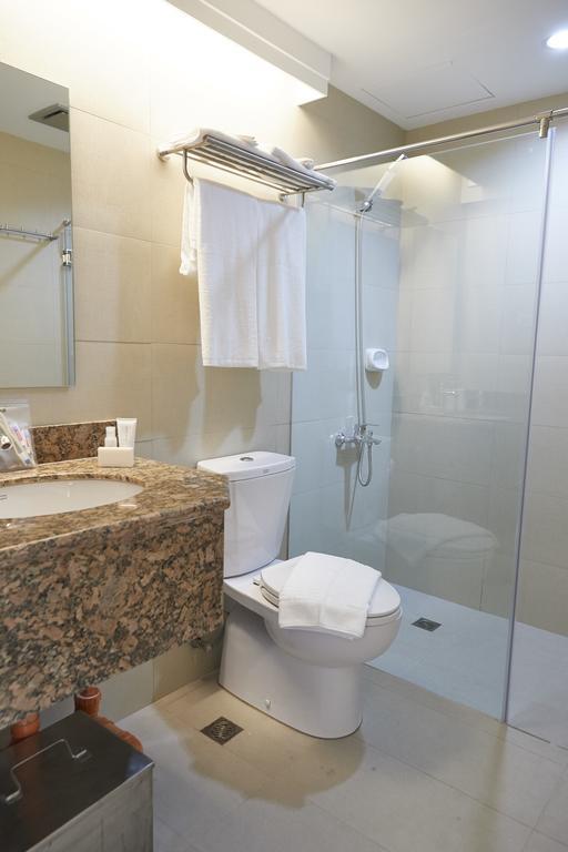 5880 Enriquez Residences มะนิลา ภายนอก รูปภาพ